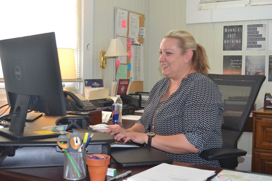 Chamber's exec director takes on chamber job in Carmel by the Sea Lemoore Chamber of Commerce Executive Director Jenny MacMurdo will leave Lemoore for a similar post in Carmel.